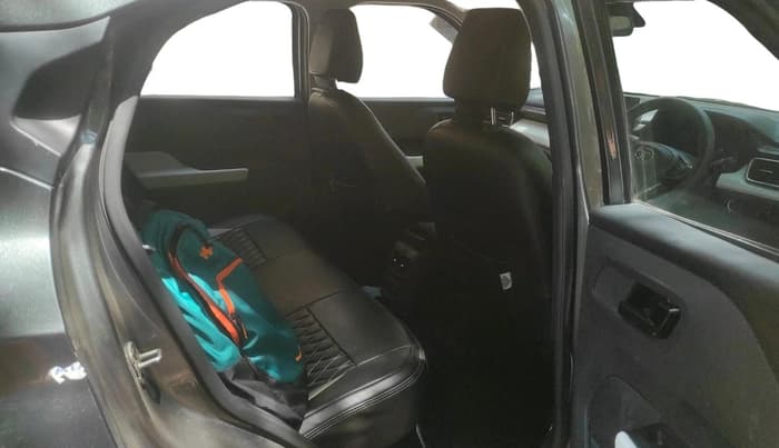2024 Tata PUNCH Accomplished Plus AMT, Petrol, Automatic, 18,691 km, interior