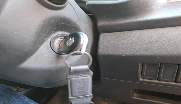 2016 Maruti Baleno DELTA PETROL 1.2, Petrol, Manual, 1,63,610 km, interior