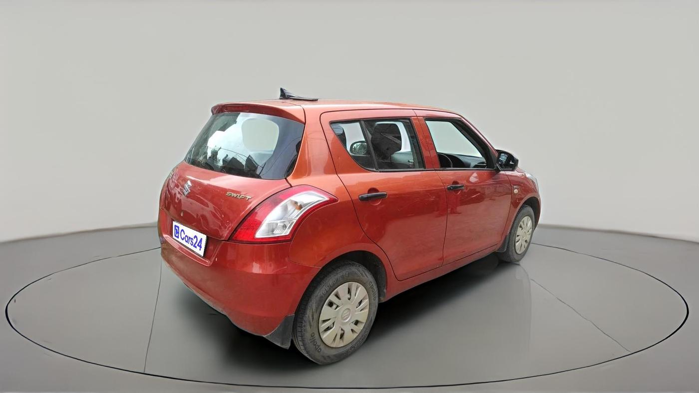 2011 Maruti Swift LXI, Petrol, Manual, 1,03,405 km, exterior