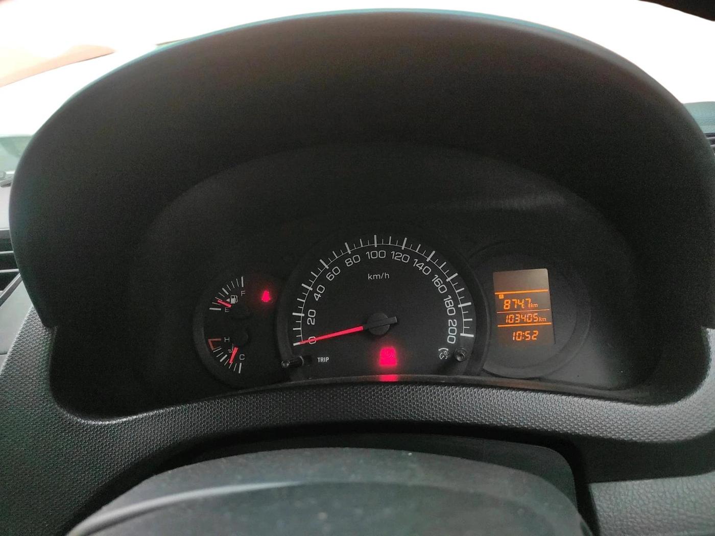 2011 Maruti Swift LXI, Petrol, Manual, 1,03,405 km, interior