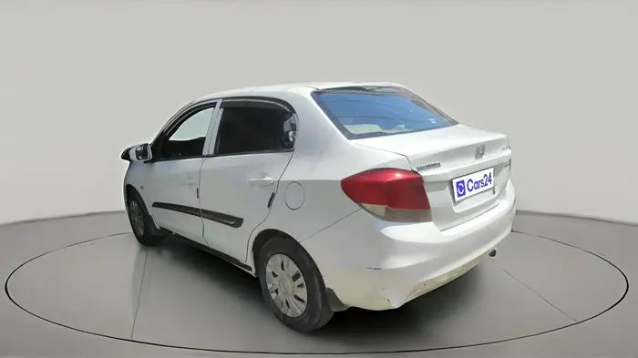 2013 Honda Amaze 1.5L I-DTEC S, Diesel, Manual, 1,22,121 km, exterior