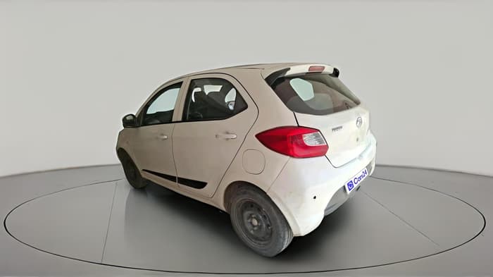 2017 Tata Tiago XT PETROL, Petrol, Manual, 1,04,026 km, exterior