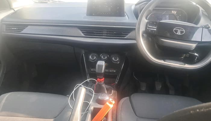 2024 Tata NEXON SMART+ 1.2 PETROL, Petrol, Manual, 39,642 km, interior