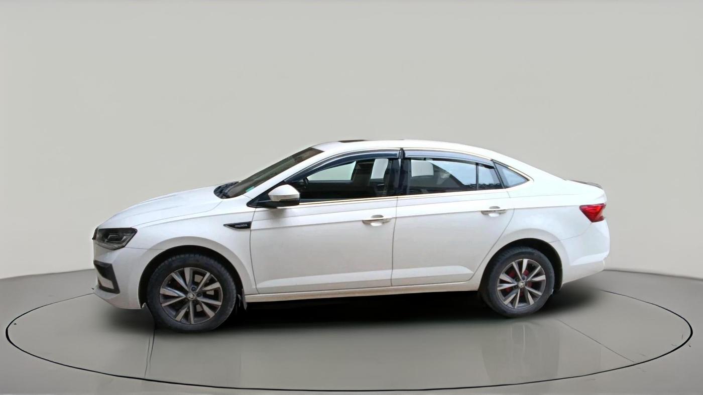 2022 Skoda SLAVIA STYLE 1.5L TSI MT, Petrol, Manual, 49,191 km, exterior