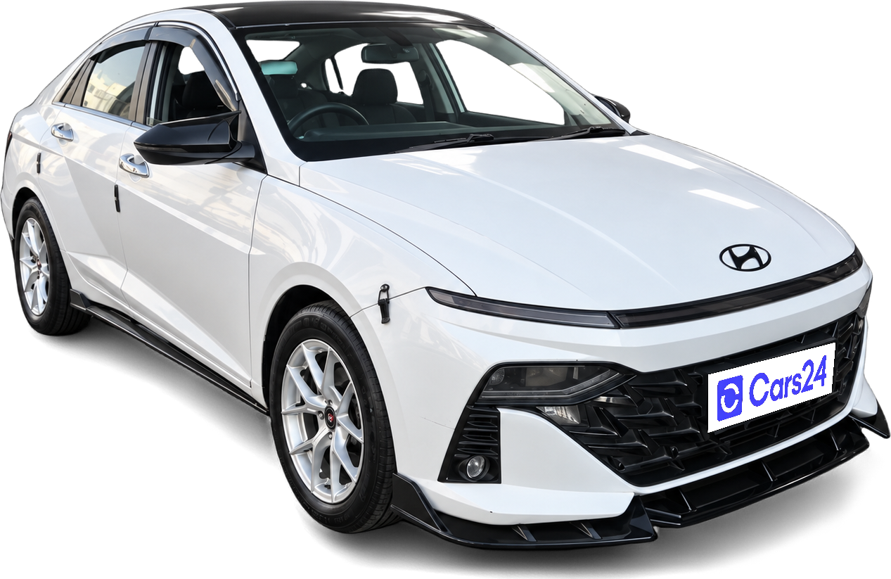 2023 Hyundai Verna - Sedan - Petrol - Manual - ₹9.21 lakh
