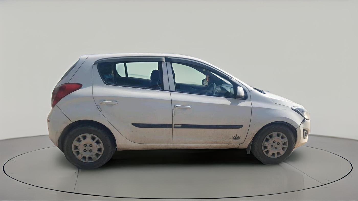 2013 Hyundai i20 MAGNA 1.4 CRDI, Diesel, Manual, 2,68,654 km, exterior