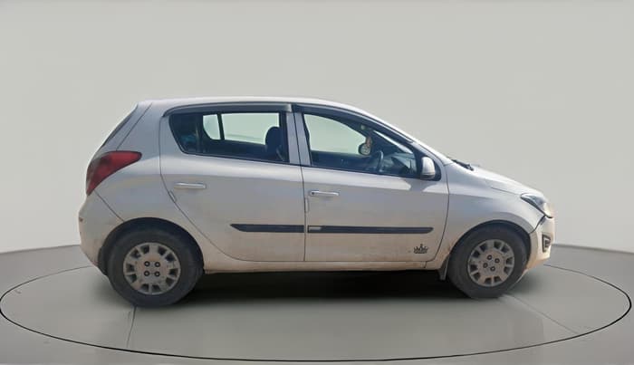 2013 Hyundai i20 MAGNA 1.4 CRDI, Diesel, Manual, 2,68,654 km, exterior