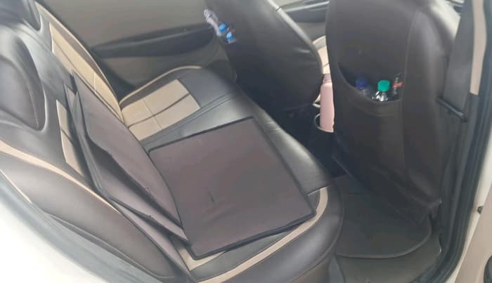 2013 Hyundai i20 MAGNA 1.4 CRDI, Diesel, Manual, 2,68,654 km, interior