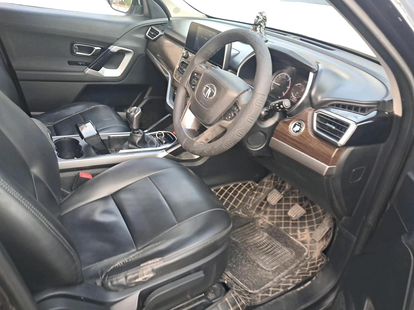2021 Tata Harrier XT 2.0L KRYOTEC, Diesel, Manual, 91,652 km, interior