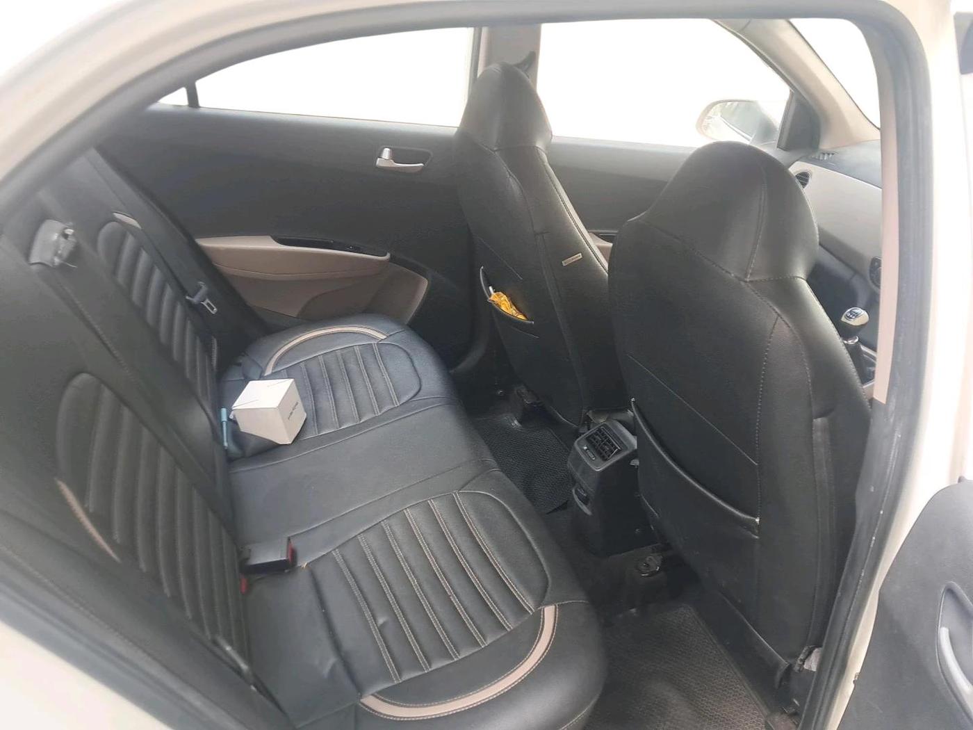 2014 Hyundai Xcent SX 1.2 (O), Petrol, Manual, 2,14,648 km, interior