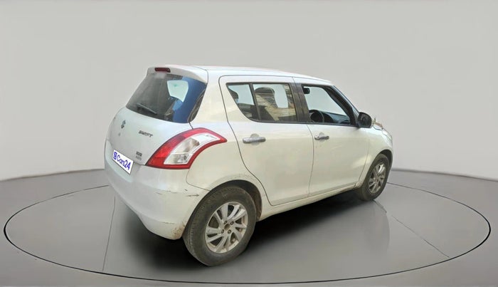 2011 Maruti Swift ZXI, Petrol, Manual, 1,17,339 km, exterior