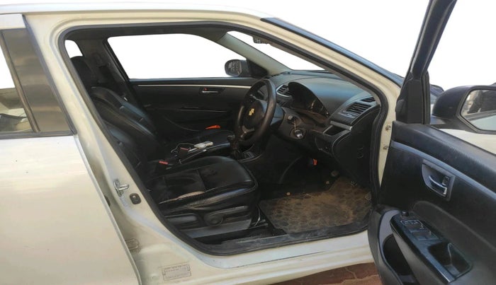 2011 Maruti Swift ZXI, Petrol, Manual, 1,17,339 km, interior