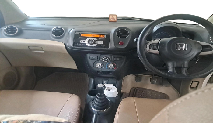 2015 Honda Amaze 1.5L I-DTEC SX, Diesel, Manual, 1,26,209 km, interior