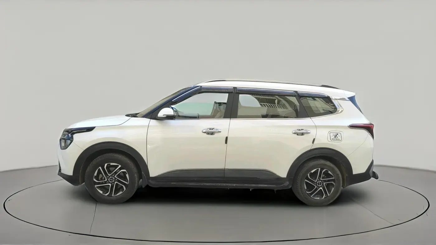 2022 KIA CARENS PRESTIGE PLUS 1.4 PETROL 7 STR, Petrol, Manual, 44,663 km, exterior