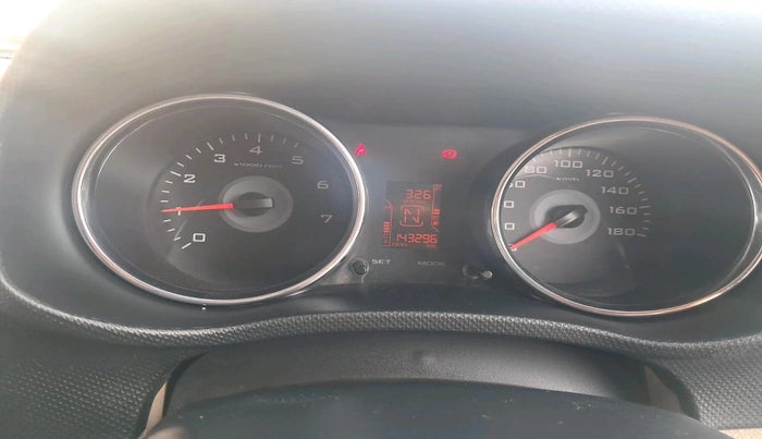 2017 Mahindra TUV300 T8, Diesel, Manual, 1,43,296 km, interior