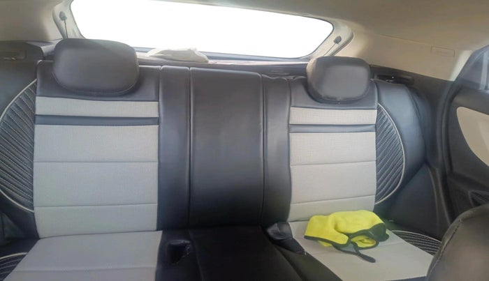 2024 Tata NEXON PURE SUNROOF 1.2 PETROL, Petrol, Manual, 13,850 km, interior