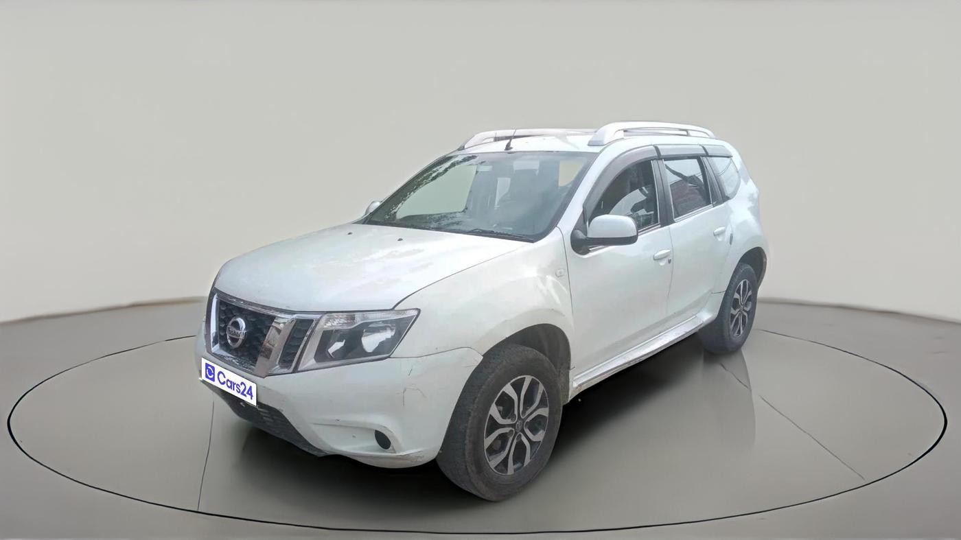 2013 Nissan Terrano XV D THP 110 PS, Diesel, Manual, 1,24,663 km, exterior