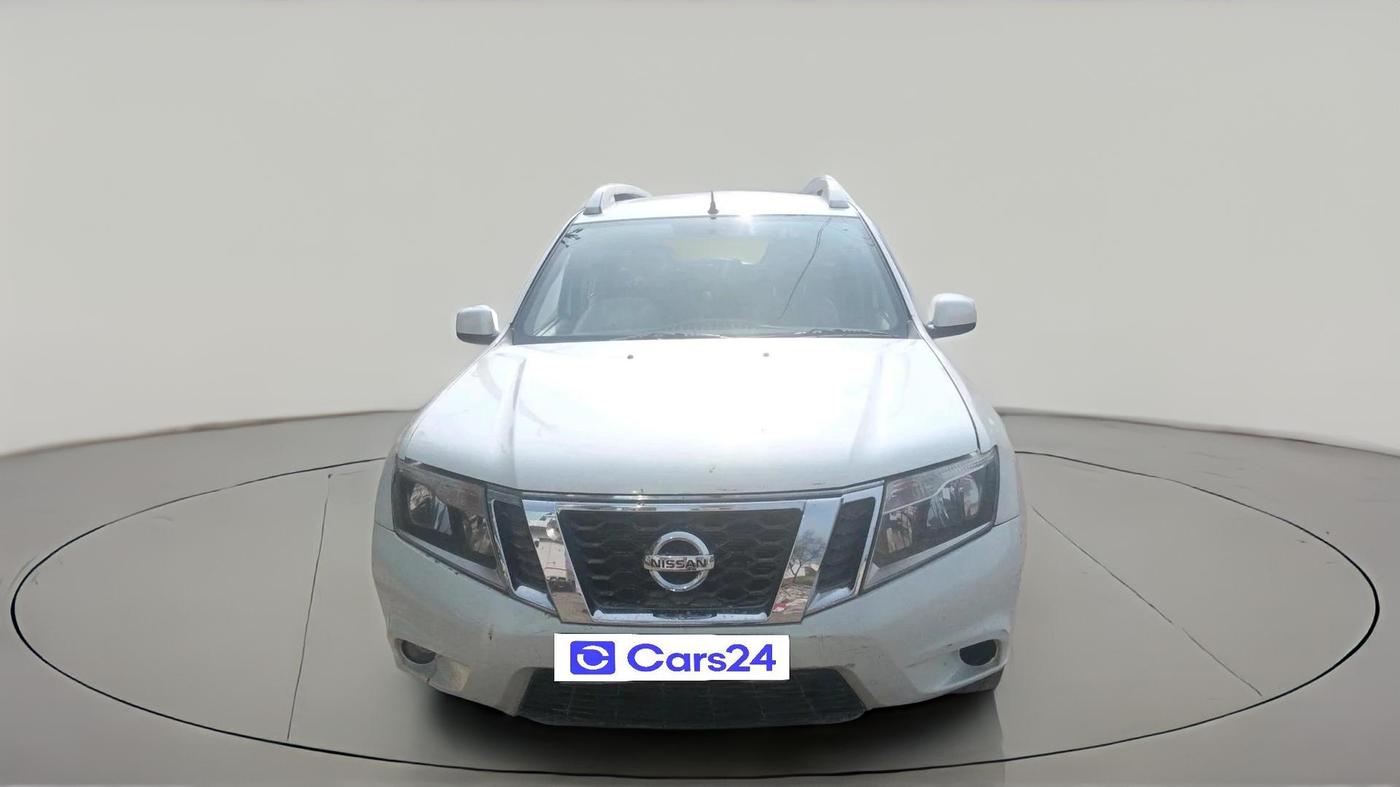 2013 Nissan Terrano XV D THP 110 PS, Diesel, Manual, 1,24,663 km, exterior