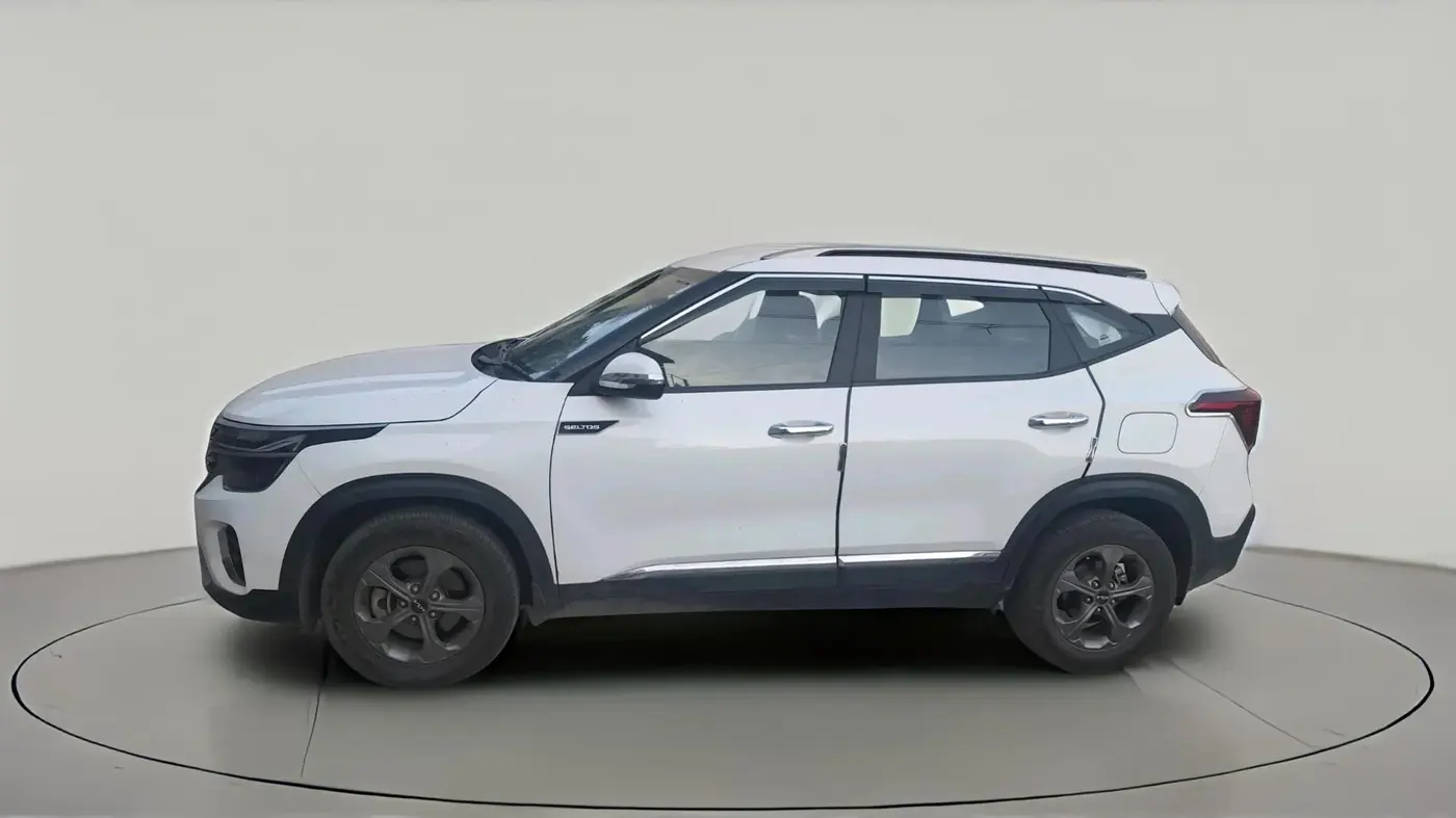 2023 KIA SELTOS  HTK PLUS 1.5 PETROL MT, Petrol, Manual, 18,364 km, exterior