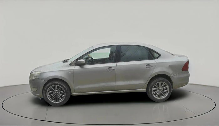 2014 Skoda Rapid ELEGANCE 1.6 TDI CR MT, Diesel, Manual, 1,02,038 km, exterior