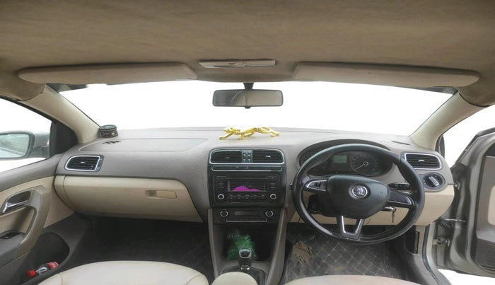 2014 Skoda Rapid ELEGANCE 1.6 TDI CR MT, Diesel, Manual, 1,02,038 km, interior