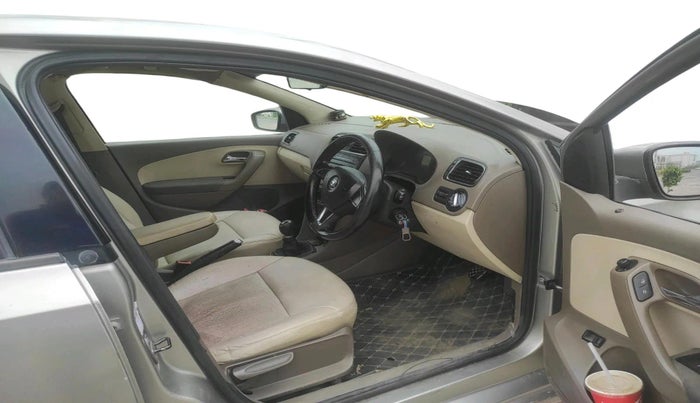 2014 Skoda Rapid ELEGANCE 1.6 TDI CR MT, Diesel, Manual, 1,02,038 km, interior