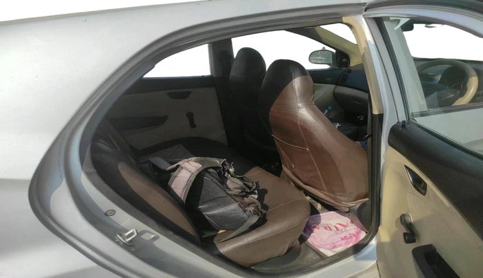 2015 Hyundai Eon MAGNA +, Petrol, Manual, 1,00,981 km, interior