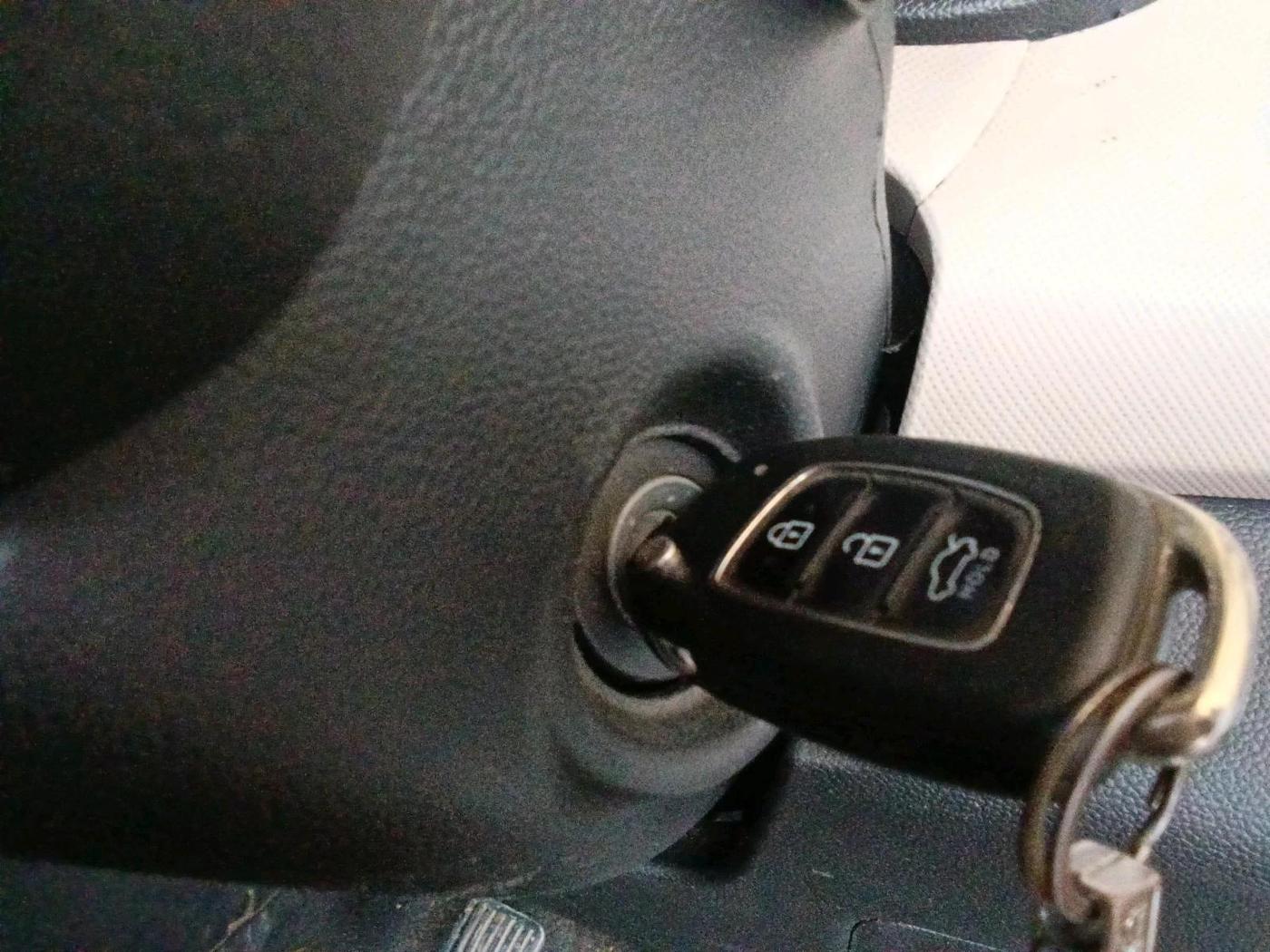 2018 Hyundai Xcent S 1.2, Petrol, Manual, 45,033 km, interior