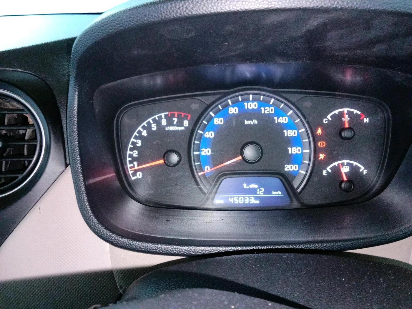 2018 Hyundai Xcent S 1.2, Petrol, Manual, 45,033 km, interior