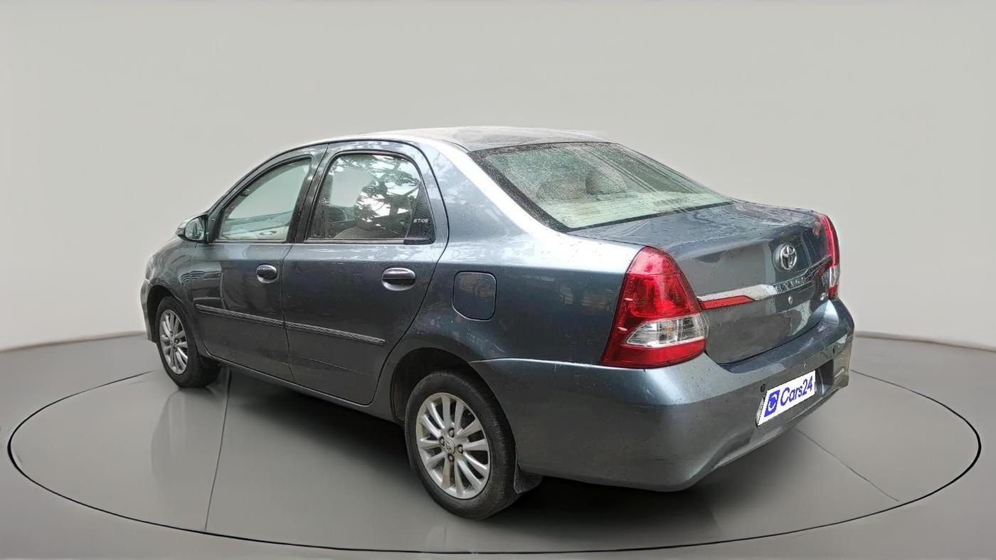2017 Toyota Etios VXD PLATINUM, Diesel, Manual, 1,36,864 km, exterior