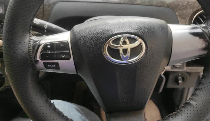 2017 Toyota Etios VXD PLATINUM, Diesel, Manual, 1,36,864 km, interior