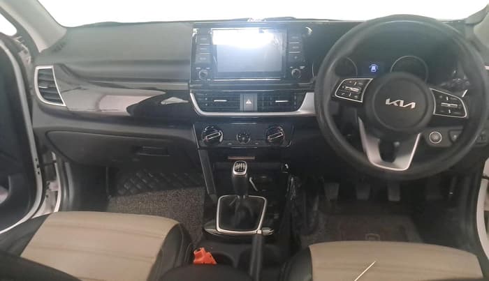 2022 KIA SELTOS HTK PLUS 1.5, Petrol, Manual, 25,846 km, interior