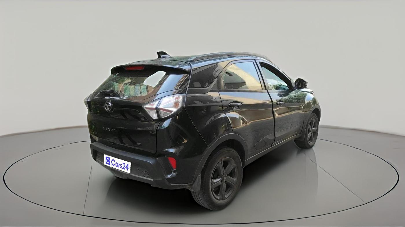 2022 Tata NEXON XZ PLUS (O) PETROL DARK EDITION, Petrol, Manual, 1,01,964 km, exterior