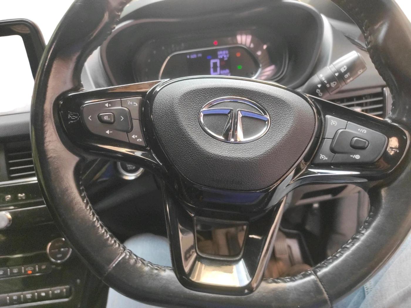 2022 Tata NEXON XZ PLUS (O) PETROL DARK EDITION, Petrol, Manual, 1,01,964 km, interior
