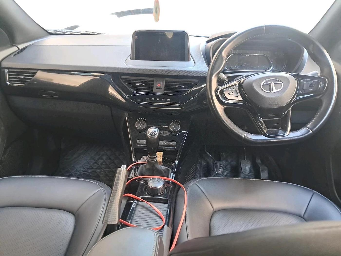 2022 Tata NEXON XZ PLUS (HS) PETROL DARK EDITION, Petrol, Manual, 70,638 km, interior