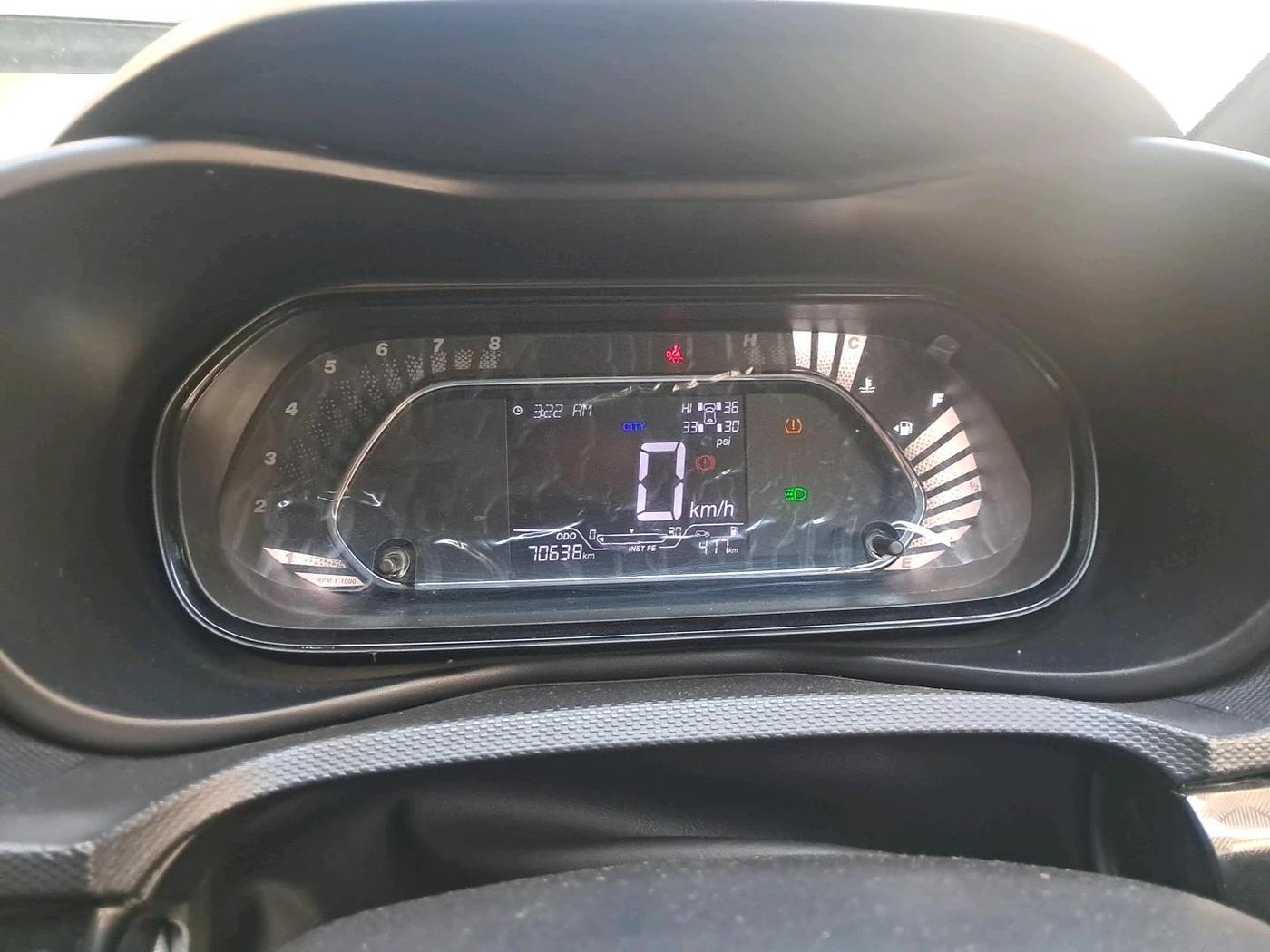 2022 Tata NEXON XZ PLUS (HS) PETROL DARK EDITION, Petrol, Manual, 70,638 km, interior