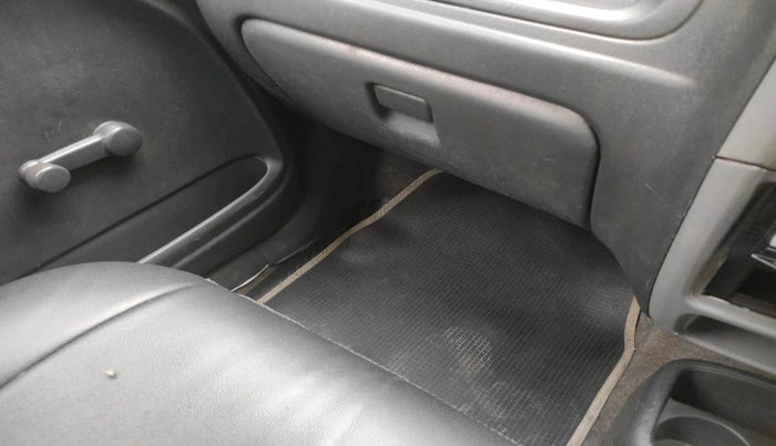 2012 Maruti Alto LX, Petrol, Manual, 1,06,700 km, interior
