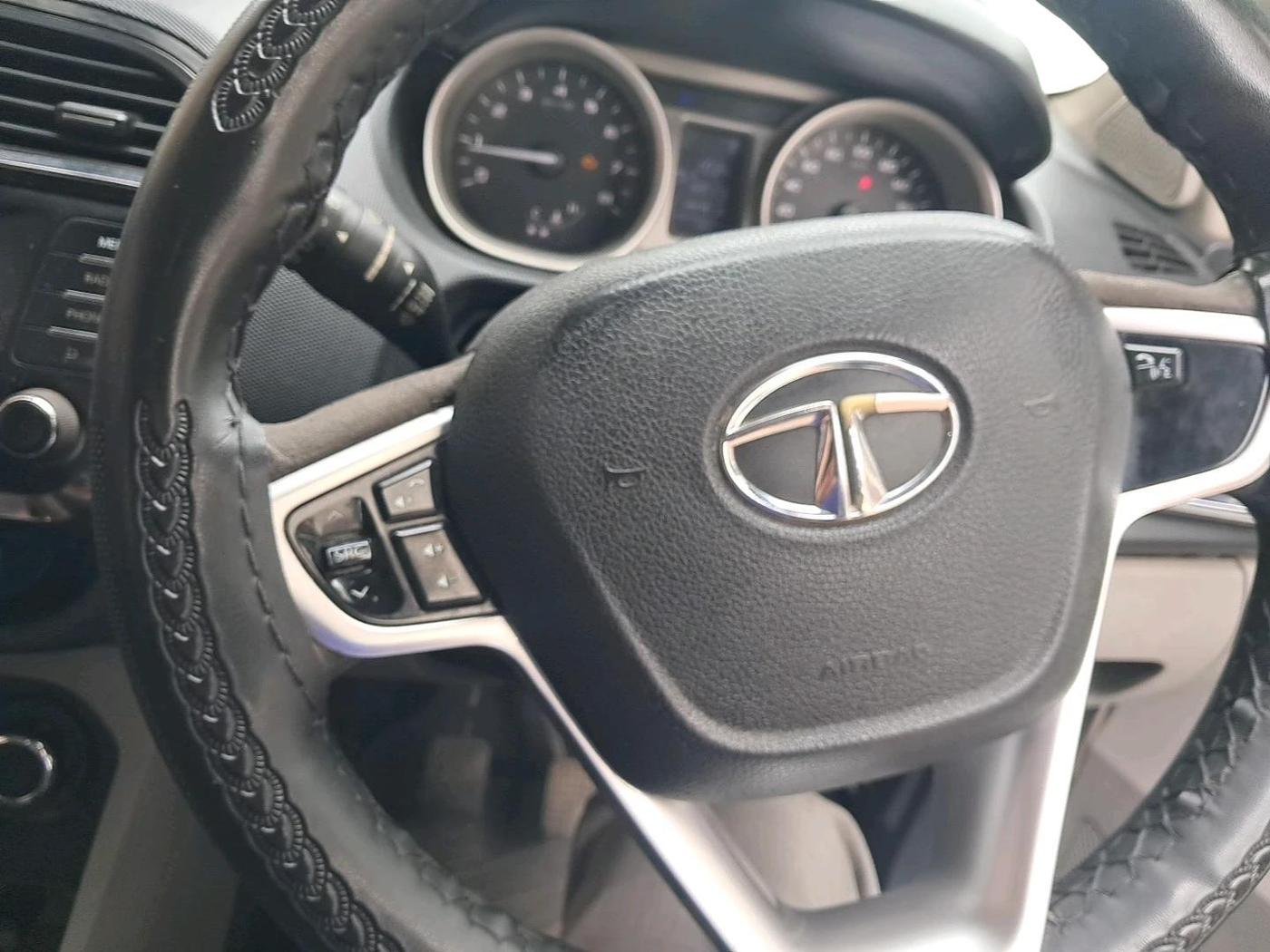 2017 Tata Tiago XZ PETROL, Petrol, Manual, 1,69,176 km, interior