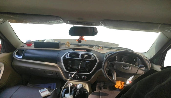 2016 Mahindra TUV300 T8, Diesel, Manual, 1,51,716 km, interior