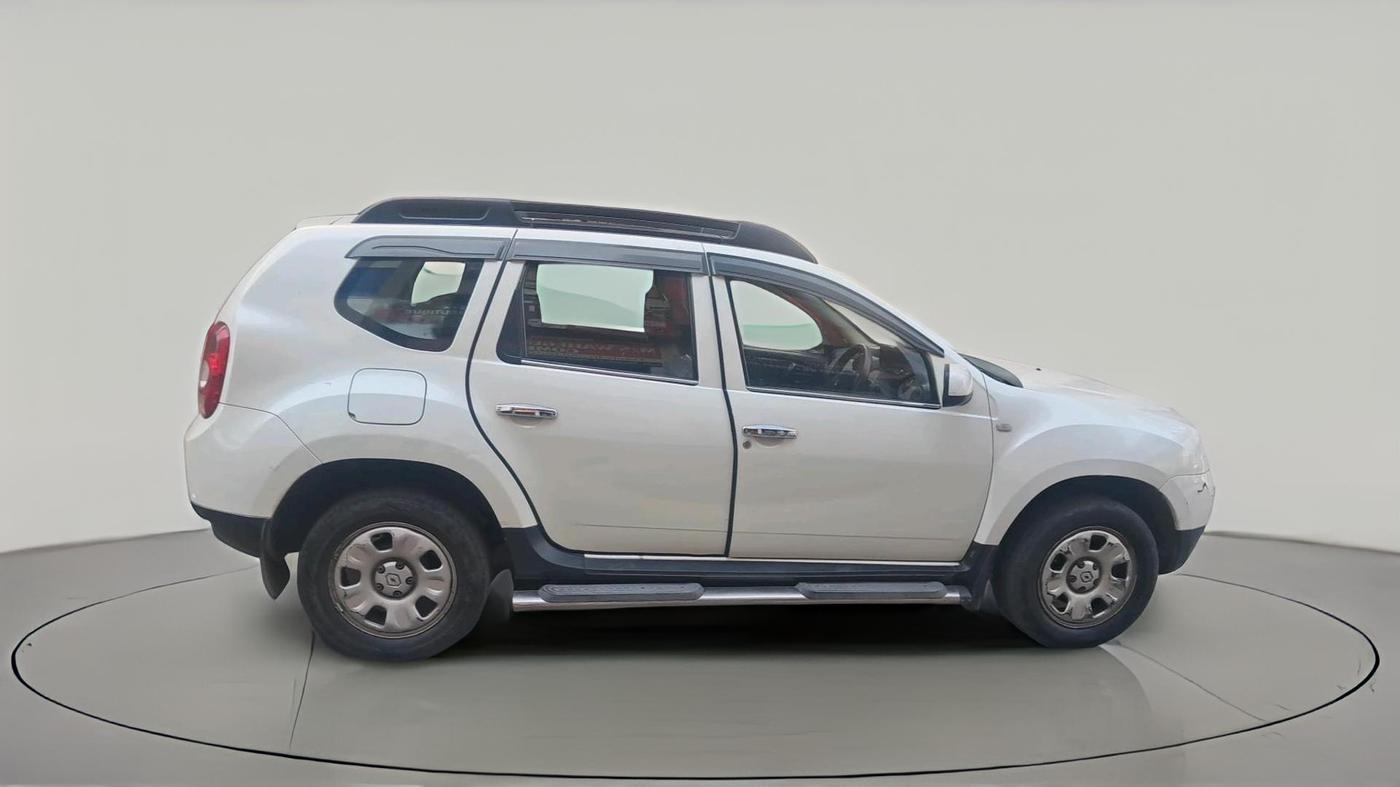 2015 Renault Duster 85 PS RXL DIESEL, Diesel, Manual, 1,73,886 km, exterior