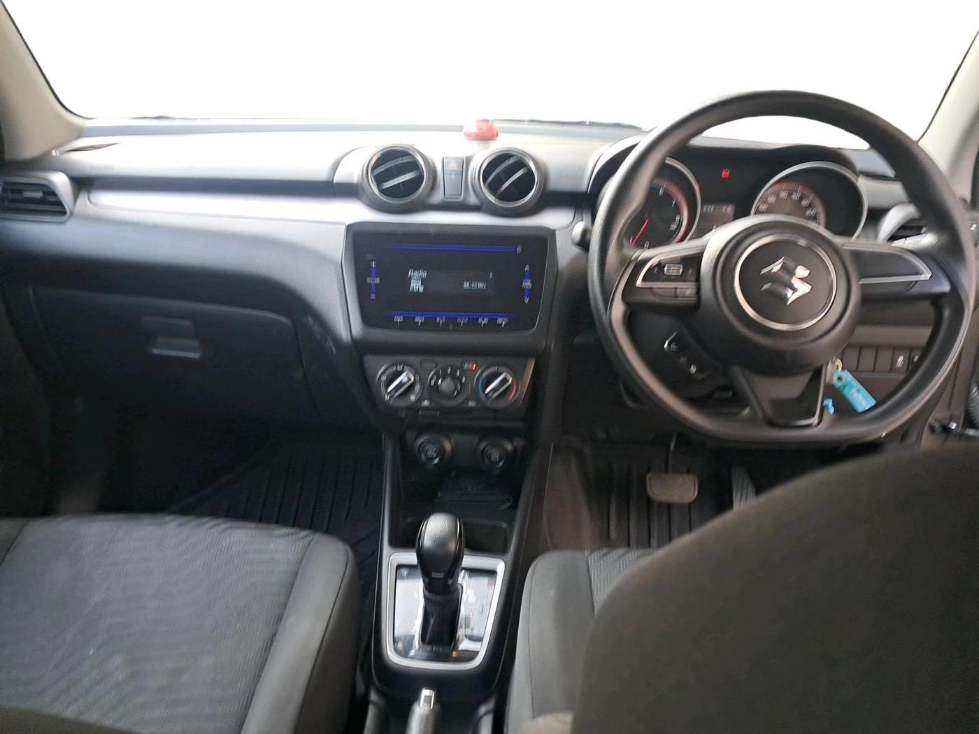 2023 Maruti Swift VXI AMT, Petrol, Automatic, 26,975 km, interior