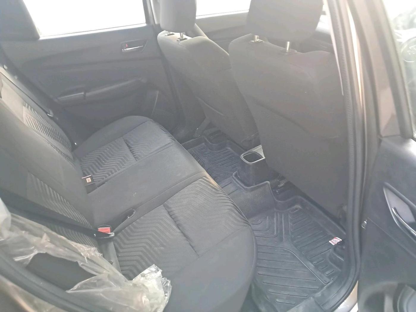 2023 Maruti Swift VXI AMT, Petrol, Automatic, 26,975 km, interior