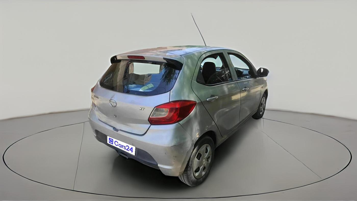 2018 Tata Tiago XT PETROL, Petrol, Manual, 1,32,414 km, exterior