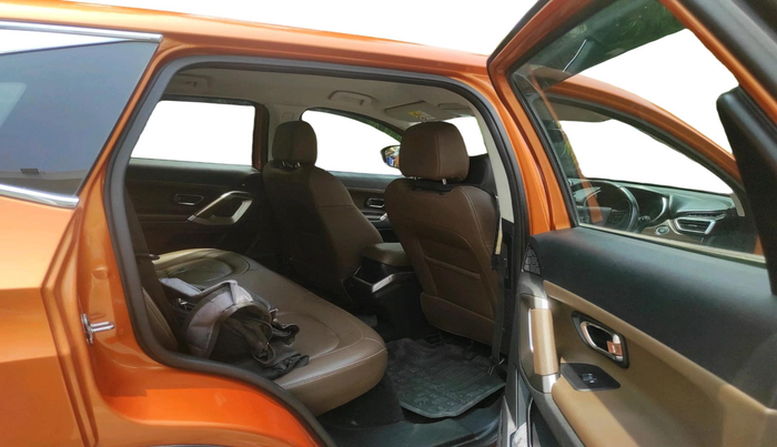 2019 Tata Harrier XZ 2.0L, Diesel, Manual, 61,184 km, interior