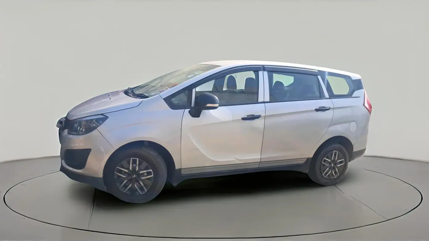 2018 Mahindra MARAZZO M2 7STR, Diesel, Manual, 93,031 km, exterior