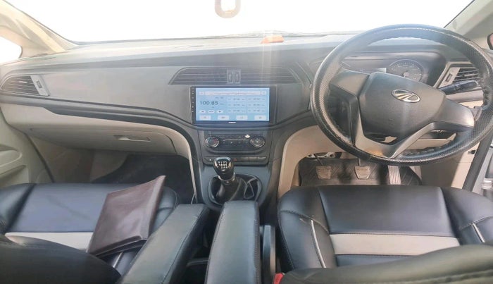 2018 Mahindra MARAZZO M2 7STR, Diesel, Manual, 93,031 km, interior