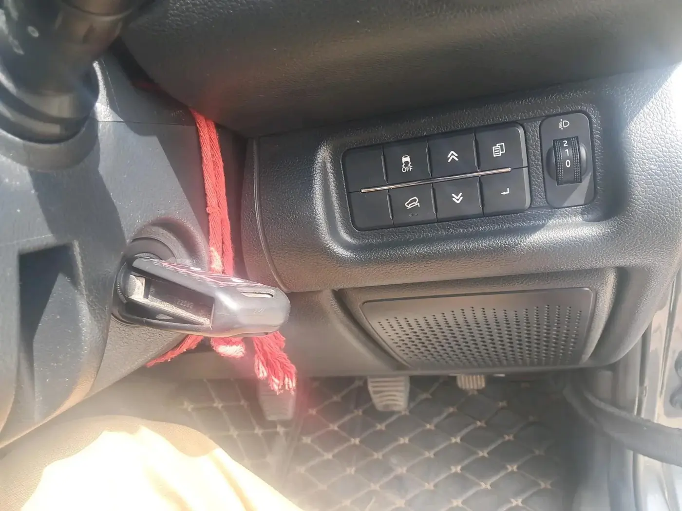 2022 Mahindra Thar LX HARD TOP 4WD MT, Diesel, Manual, 52,000 km, interior