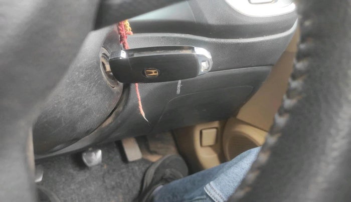 2014 Honda Mobilio 1.5L I-DTEC V, Diesel, Manual, 1,28,533 km, interior