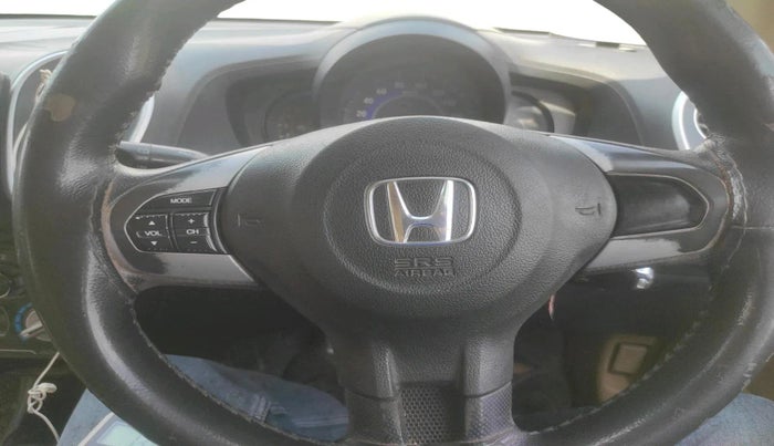 2014 Honda Mobilio 1.5L I-DTEC V, Diesel, Manual, 1,28,533 km, interior