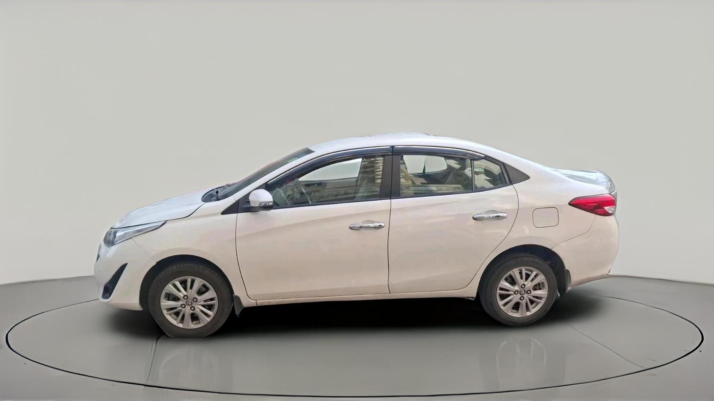 2019 Toyota YARIS VX CVT, Petrol, Automatic, 53,961 km, exterior